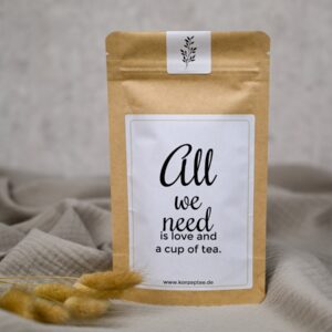 GeschenktüTEE "All we need is love and a cup of tea"