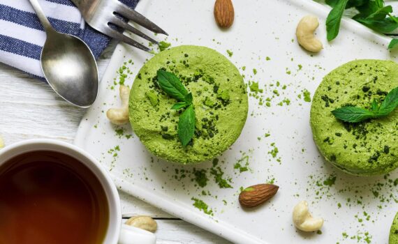 Matcha Mandel Cheescake